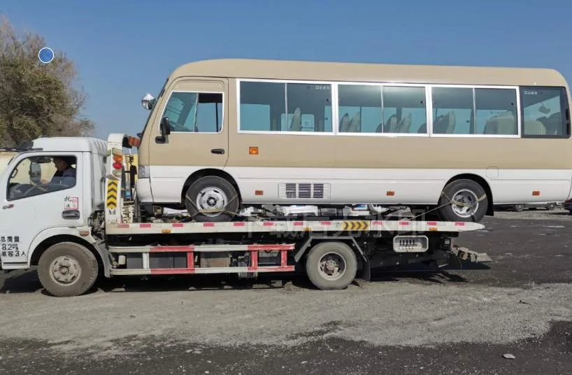 中巴车拖车